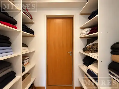 Departamento en Venta en Tigre Residencial, USD 149.000