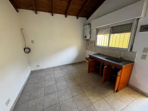 Depto Tipo Casa en Alquiler al Oeste