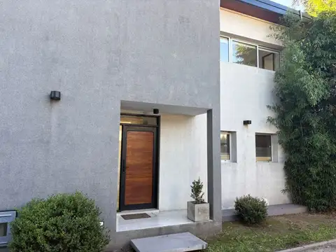 Casa en Alquiler de 2 dormitorios