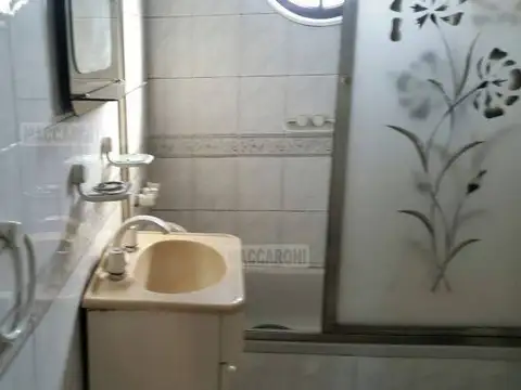Depto Tipo Casa en Alquiler en Liniers, $ 1.300.000