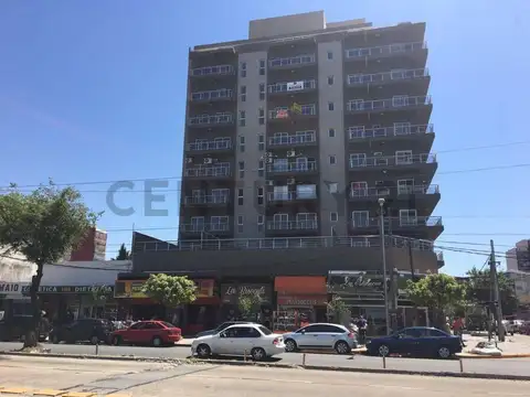 VENTA COCHERA DESCUBIERTA EN EDIFICIO – OPORTUNIDAD EN LA ZONA