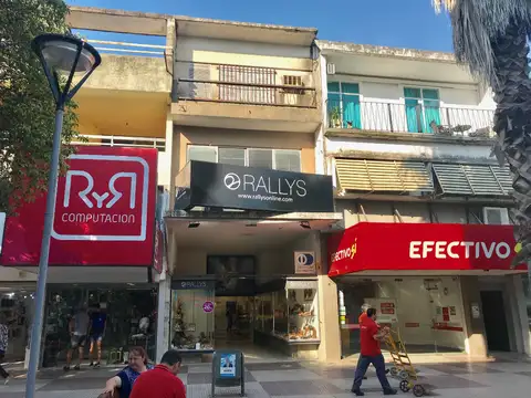 Local en Venta 50 años