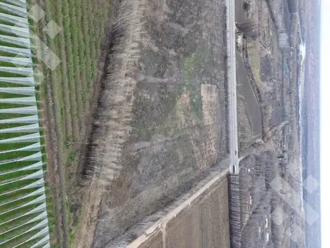 8 hectáreas APTAS DESARROLLO COMERCIAL E INDUSTRIAL, con 657 metros de frente de Ruta 22