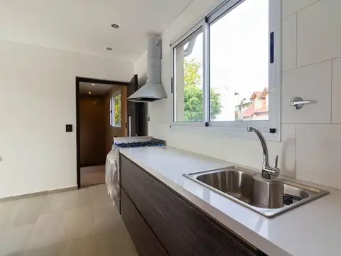 Depto Tipo Casa en Venta con 1 cocheras
