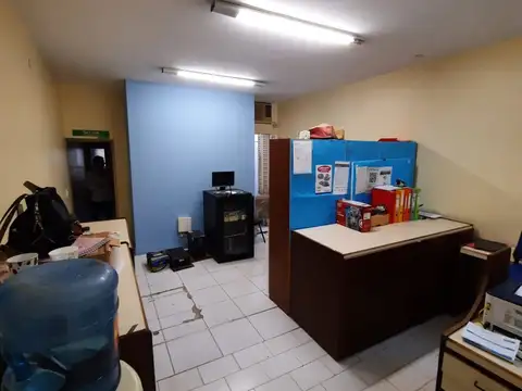 Local en Venta 96 años