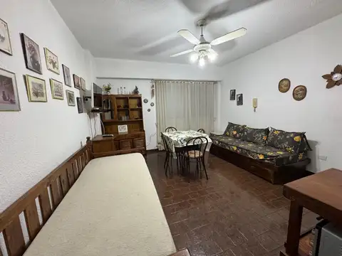 Avenida Sarmiento 100