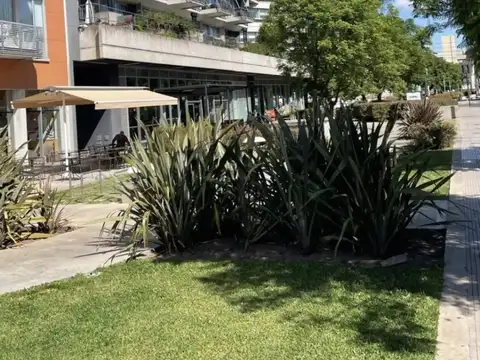 Cochera en Venta Cubierta