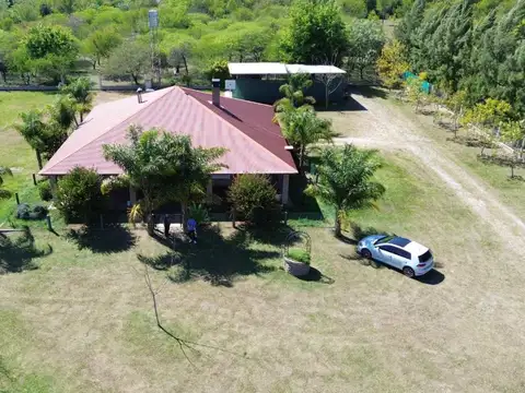 Casa 3 ambientes con 2 baños