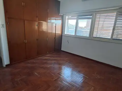 Depto Tipo Casa en Alquiler 31 años