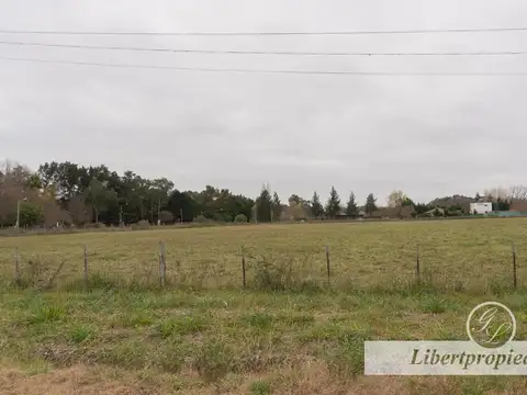 Terreno en Venta en Los Pinos, USD 45.000