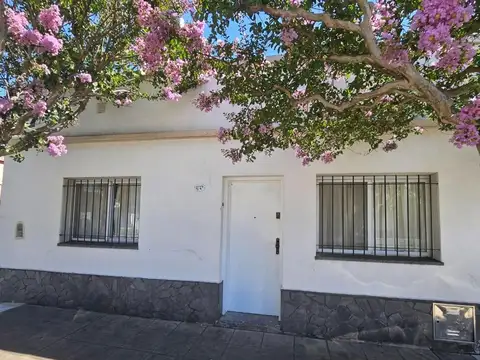 Hermosa Casa en lote propio San Fernando