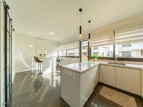 Departamento en Venta con 2 cocheras