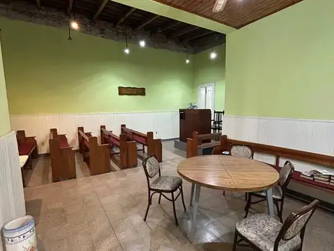 Salón Comercial Ubicado en La Calle Loria 617, Lomas de Zamora.