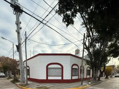 Depto Tipo Casa en Alquiler en Victoria, $ 900.000