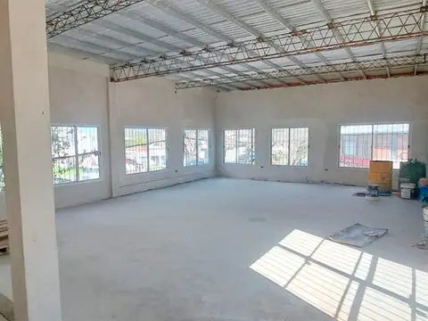 Local en Alquiler en Parque Casado, $ 1.000.000