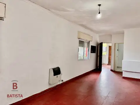 Departamento en Venta en Villa Elvira, USD 34.000