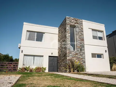 VILA MARINA 100
