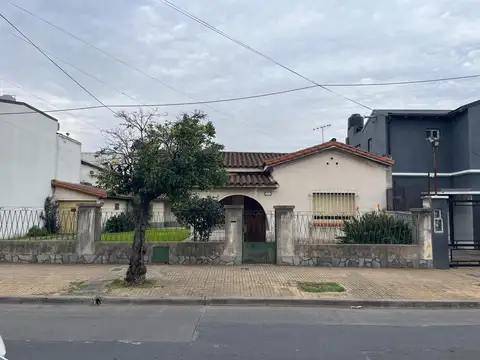 Casa lote doble frente en Venta en Boulogne, San Isidro