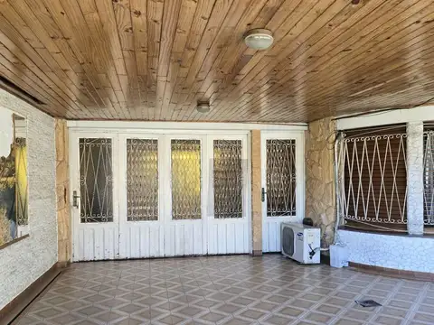 Casa en Venta en Lanús, USD 130.000