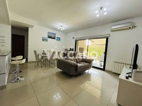 Departamento en Venta con 2