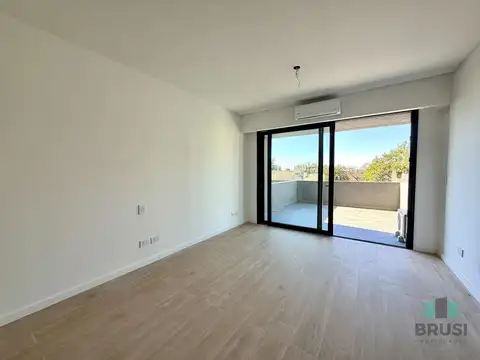 DEPARTAMENTO EN VENTA EN REMEDIOS DE ESCALADA - MONOAMBIENTE