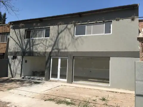 Los Olmos 680 , Piso 0