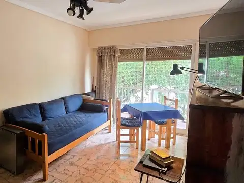 VENTA DEPARTAMENTO DOS AMBIENTES CON BALCON -MONTE CASTRO