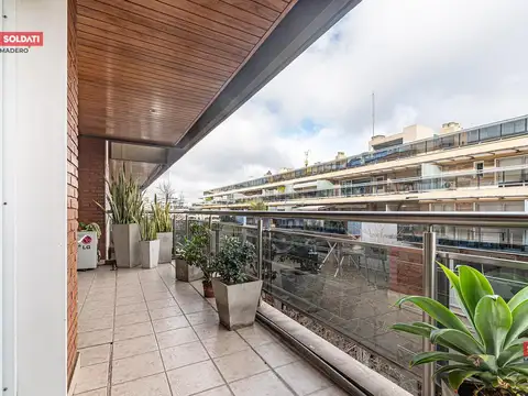 Departamento 4 ambientes con 2 baños