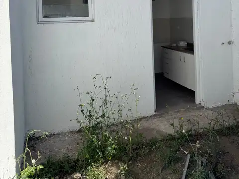 Depto Tipo Casa en Venta con 1 cocheras
