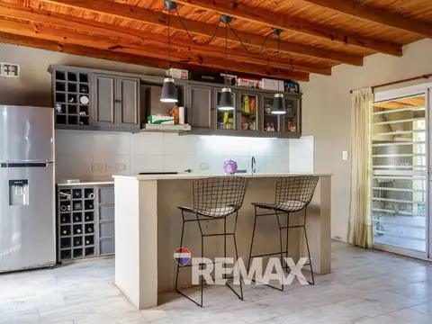 Casa 3 ambientes con 2 baños