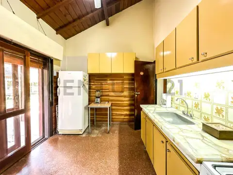 Venta de Casa Quinta sobre Lote de 2.500 m² – La Bota , Benavidez
