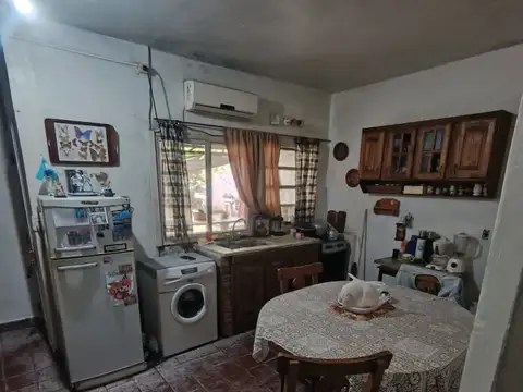 CASA de 3 ambientes amplios A METROS DE PANAMERICANA 