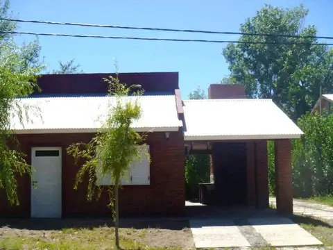 Casa en Venta en Coronel Dorrego, USD 170.000