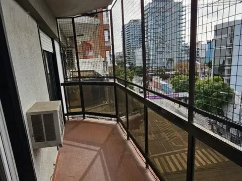Departamento 4 ambientes con 3 baños
