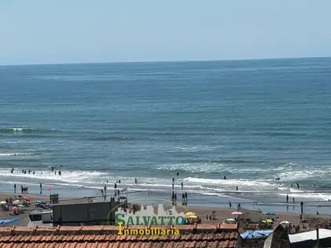Dúplex 4 ambientes con cochera en Punta Mogotes