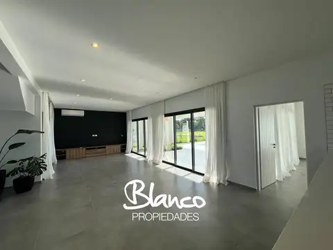 Casa en Venta al Noreste