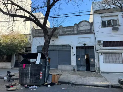 Terreno en Venta en Flores, USD 425.000