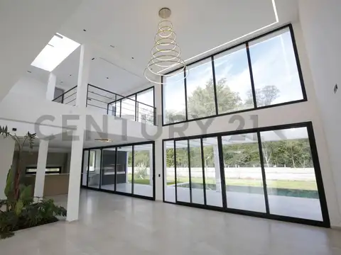 Casa en venta a estrenar en Greenville Polo Resort en Berazategui