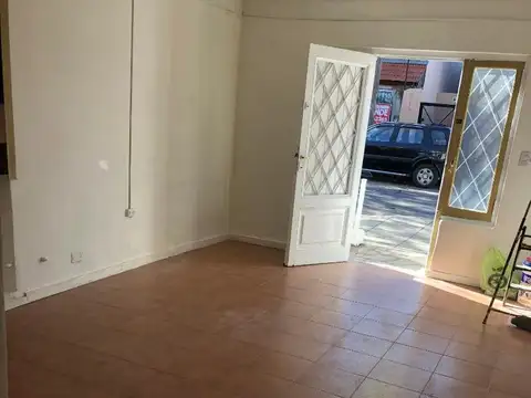 Depto Tipo Casa en Alquiler al Este