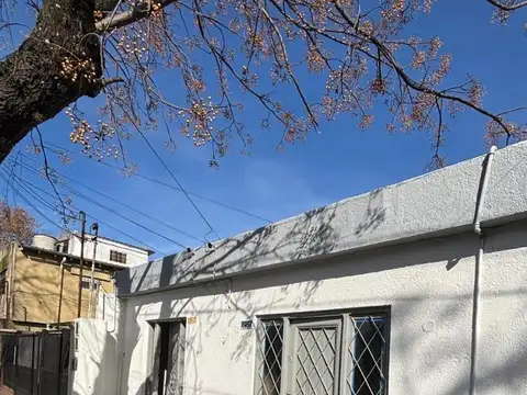 Depto Tipo Casa Monoambiente con 1 baño