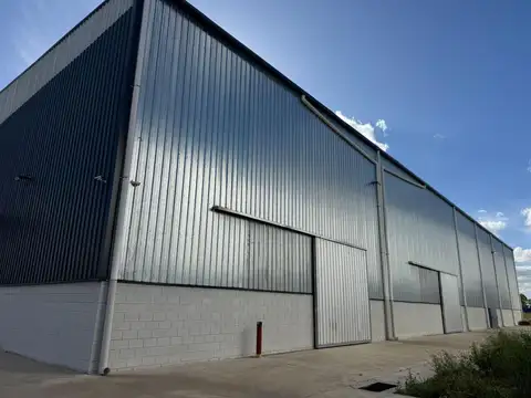 Polo Industrial Spegazzini Aut Eze Cañ Km 40  2000mts cub