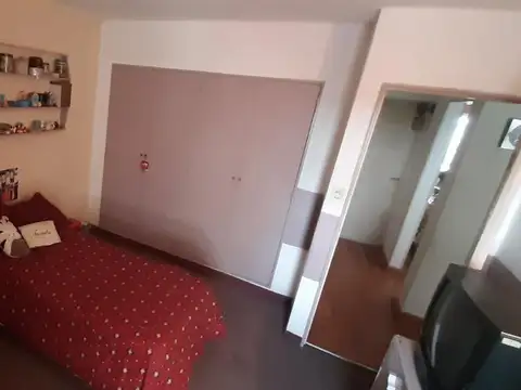Departamento 5 ambientes con 2 baños