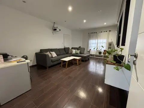 Casa en Venta en Mariano Acosta, USD 140.000
