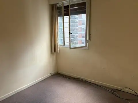 mts av y est exc depto 4 amb al fte c/bcón