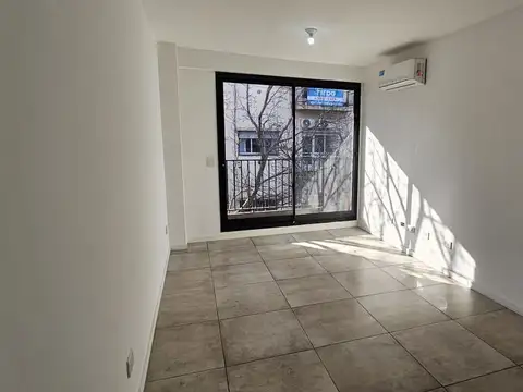 Departamento en Alquiler en Monserrat, $ 950.000