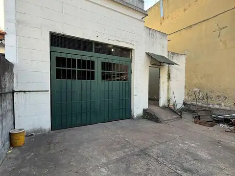 Inmueble apto deposito casa lote de 299m2 con CONSTRUCCION en 1 planta - 8,66x34,64 zona industrial
