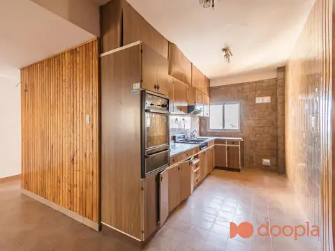 VENTA PH 4 AMBIENTES CON TERRAZA COMPARTIDA POMPEYA