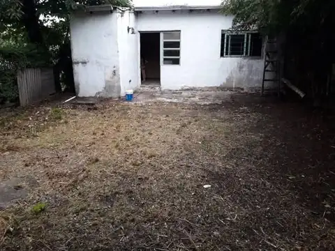 Casa 2 ambientes con 2 baños