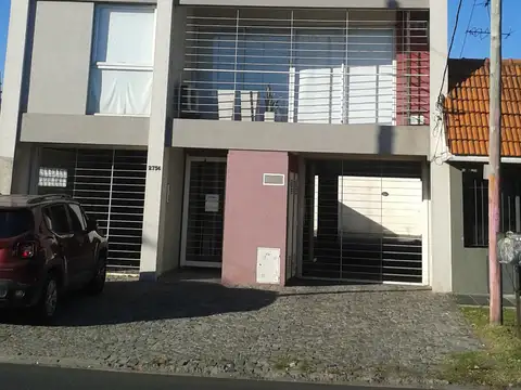ALQUILER DTO 2 AMB CON COCHERA DESCUBIERTA
