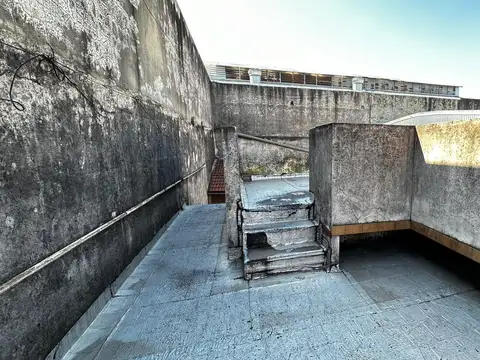 Depto Tipo Casa en Venta de 4 ambientes